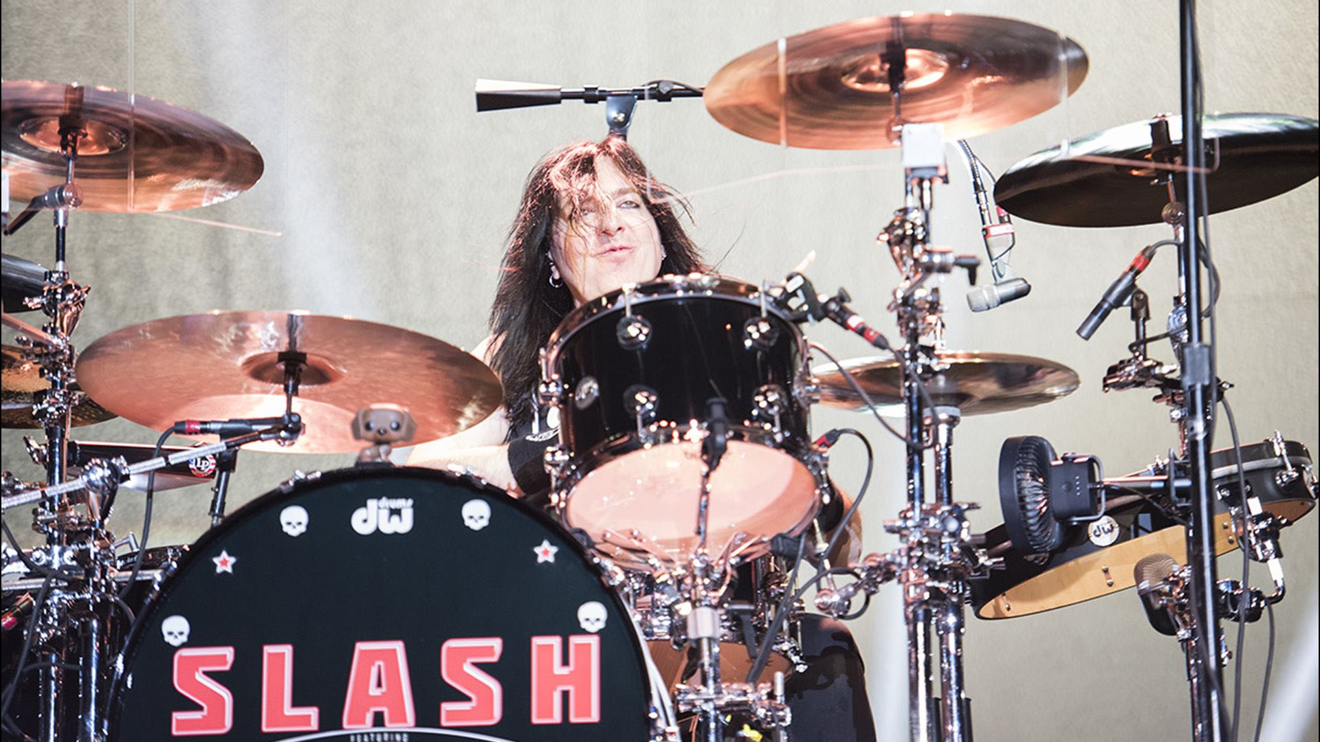 SLASH Featuring Myles Kennedy And The Conspirators