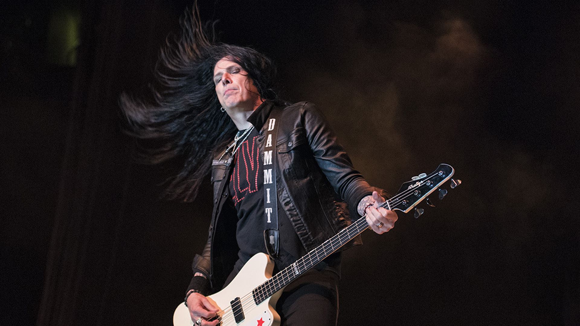 SLASH Featuring Myles Kennedy And The Conspirators