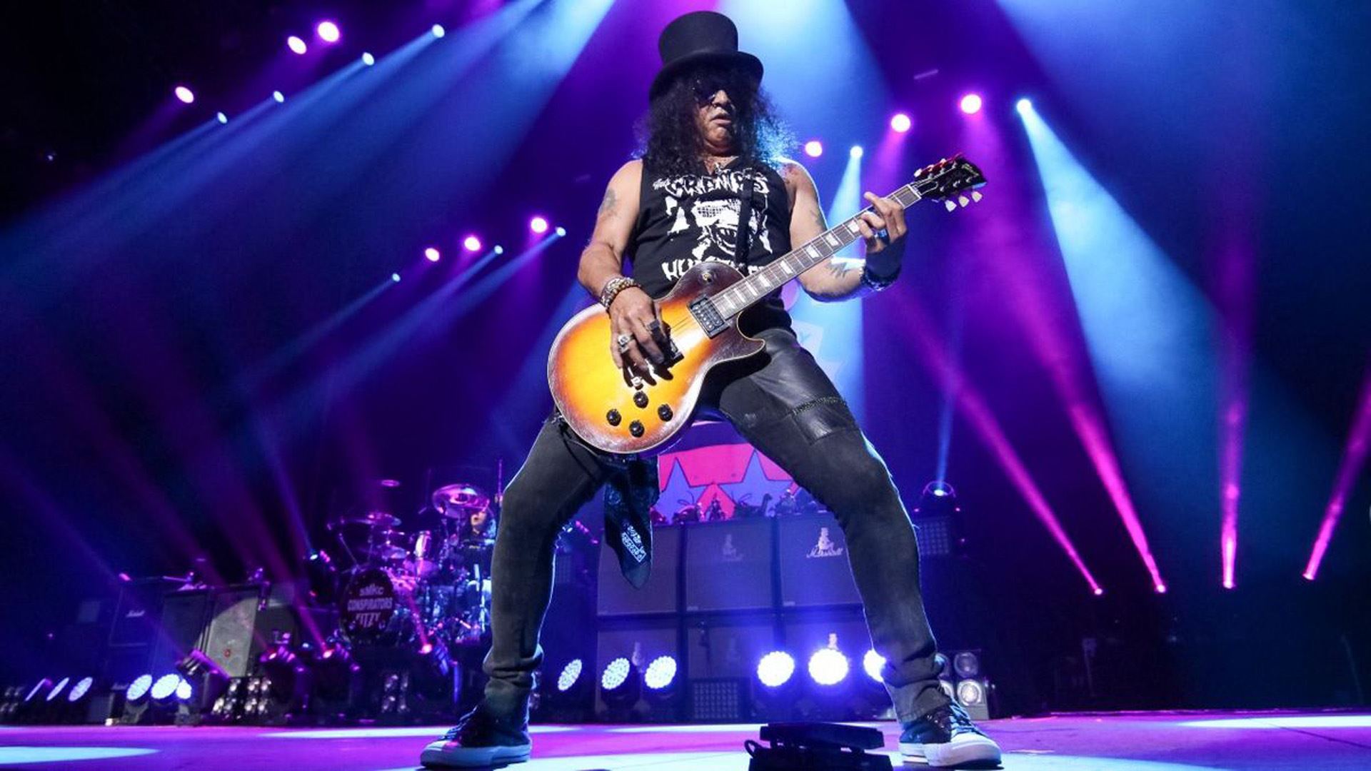 SLASH Featuring Myles Kennedy And The Conspirators