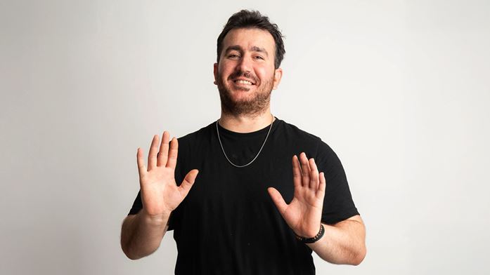 Cüneyt Nergiz – Stand Up