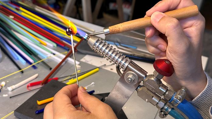 Alevde Cam Boncuk Yapım Atölyesi