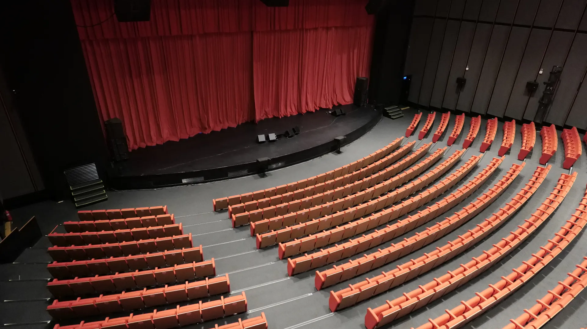 Maximum UNIQ Hall